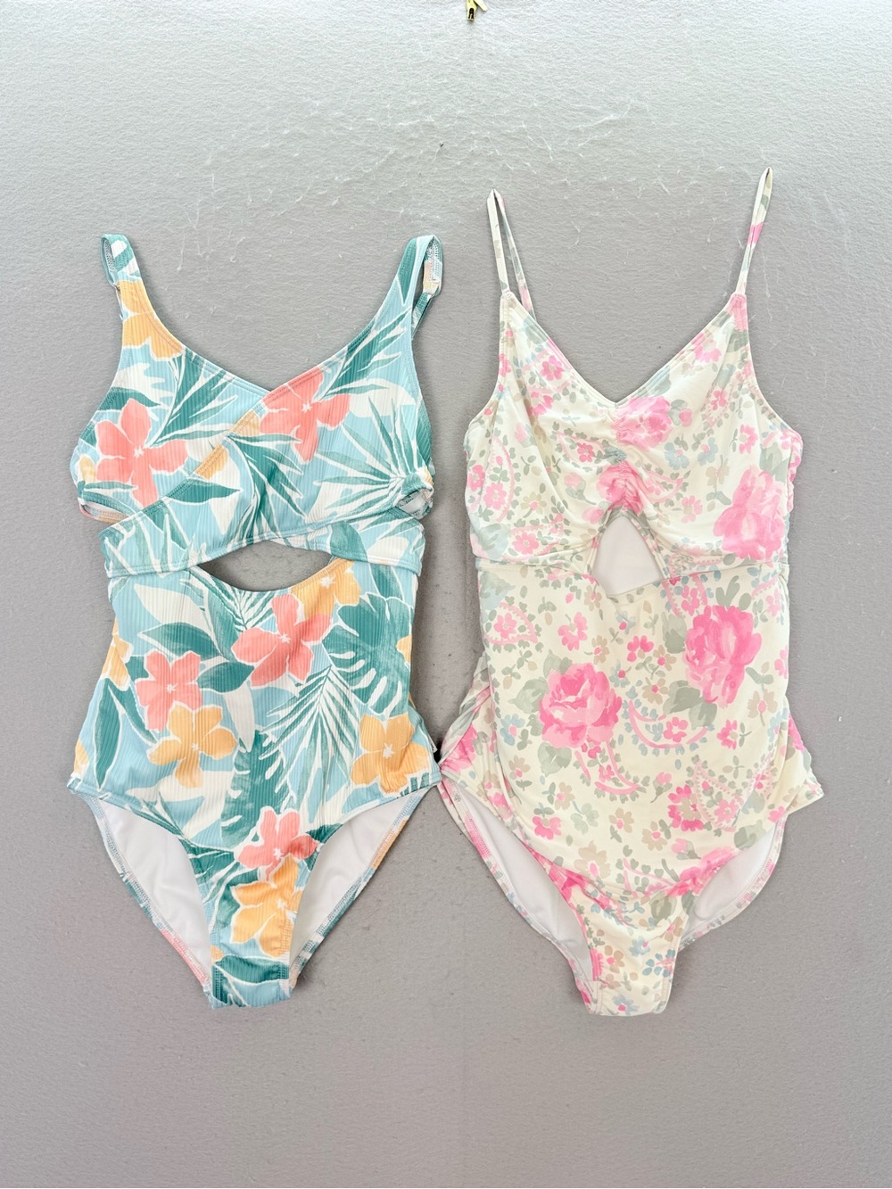 Abercrombie Kids Girls bundle of 2 floral one piece swimsuit Cutouts  SZ 13 - 14